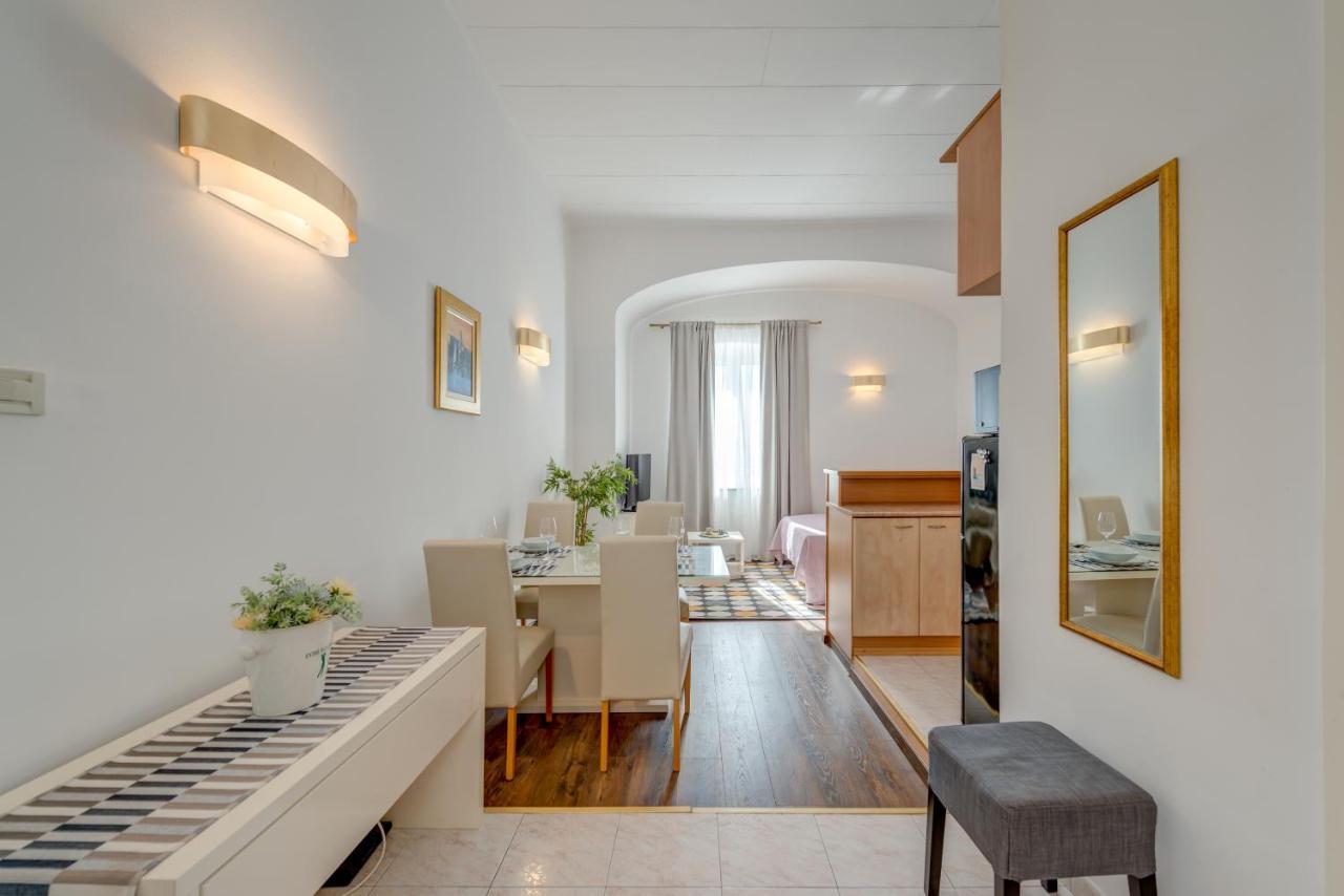 Apartments Riva Lucija By Litto Split Dış mekan fotoğraf